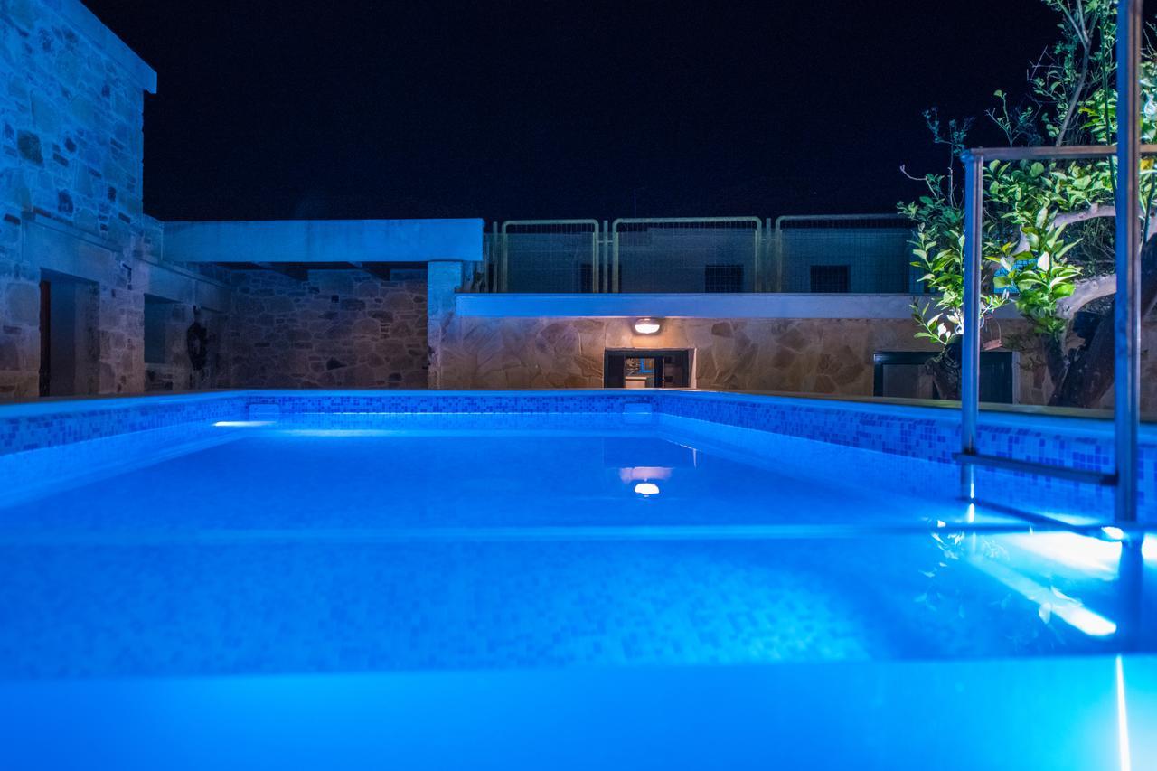 Private Sapphiros Villa 基萨莫斯 外观 照片